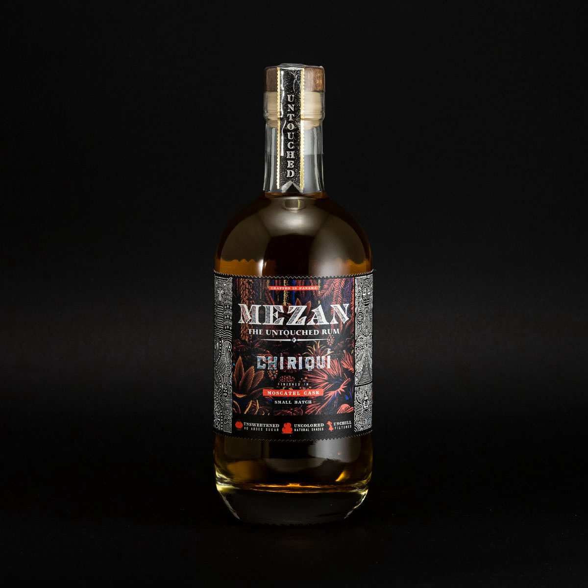 Mezan - The Untouched Rum - Chiriqui - Moscatel Cask - De Kelle Cigars